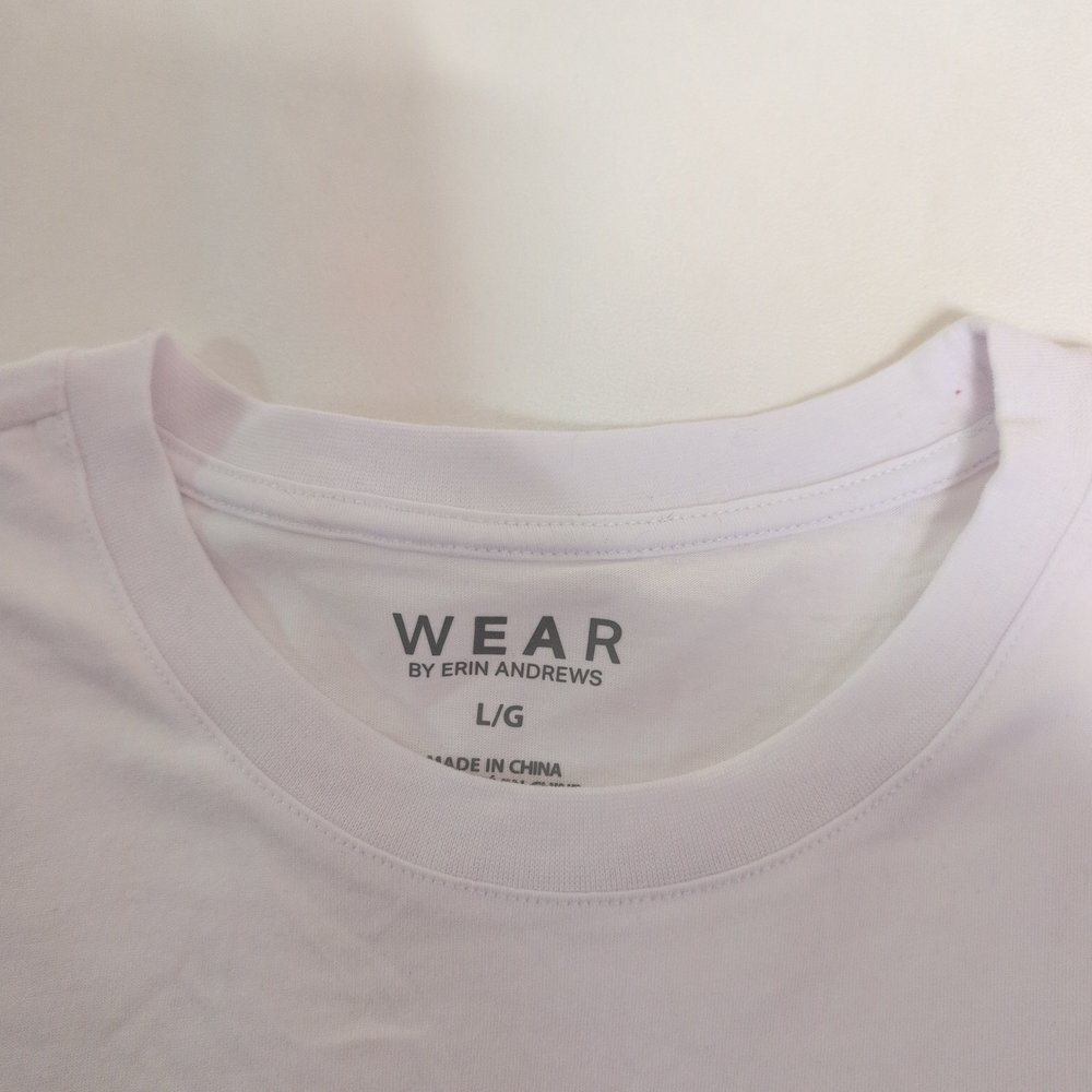 Wear by Erin Andrews White Boston Graphic Long Sleeve Tee‎ L - Picture 3 of 5